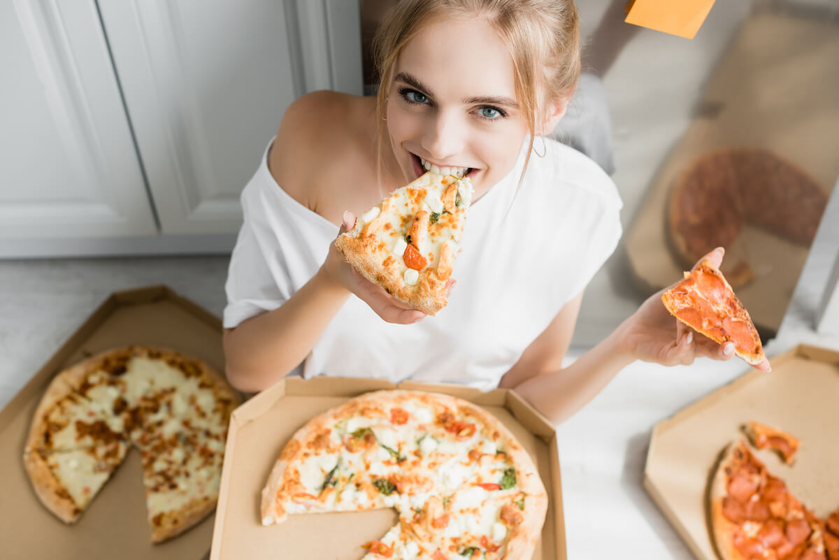 Si comes la pizza a triángulos, no lo estás haciendo bien