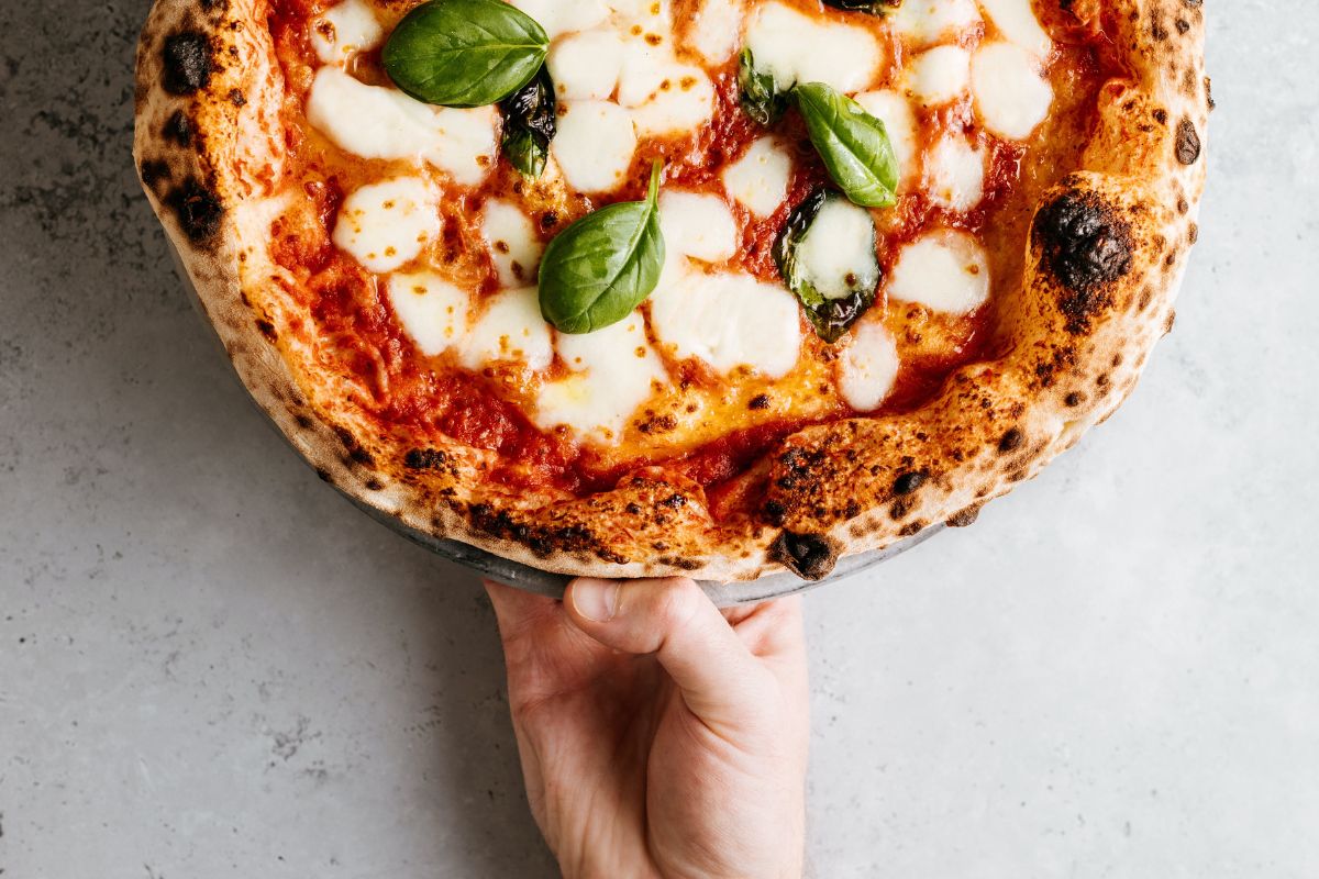 Pizza para desayunar: ¿es una moda o una tradición italiana poco conocida?